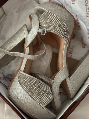 Delicacy Silver Rhinestone Platform Heels